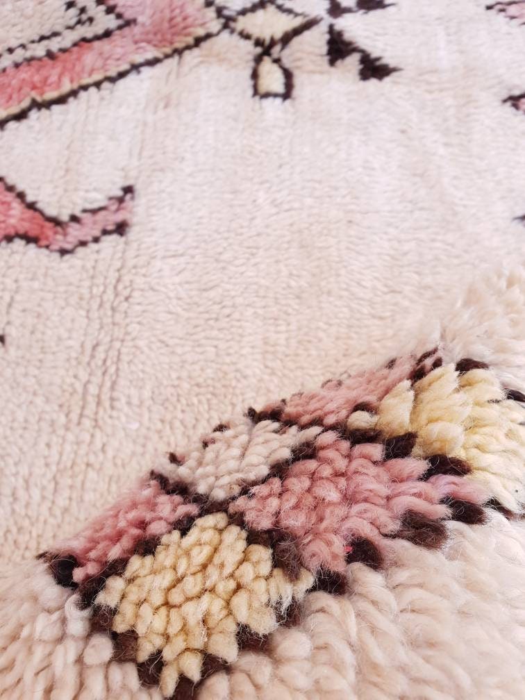 Vintage Morrocan Rug 4.5x9.5 Midcentury blush Azilal Berber Rug bedroom rug living room  rug large area rug boujaad rug beni ourain rug
