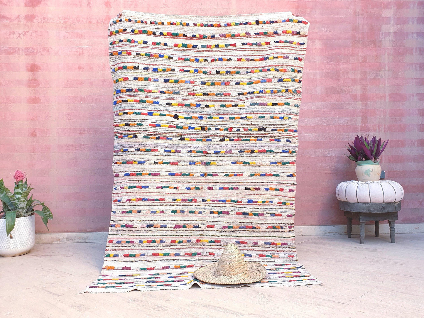 Beautiful vintage moroccan kilim rug 4.3x7 Unique berber offwhite rug, embroidery like woven wool flatwoven rug