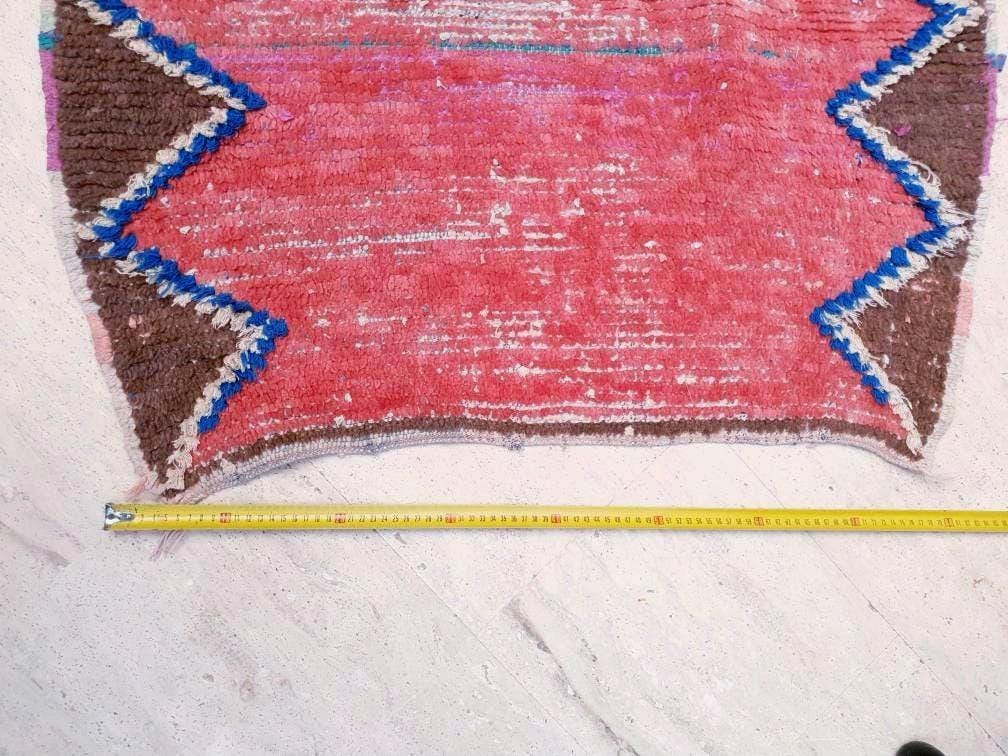 50% OFF CLOSING SALE Vintage Moroccan Rug 2.9x7.2 blush red Boujaad rug Unique runner Rug, bedroom rug, living room rug pink accent rug