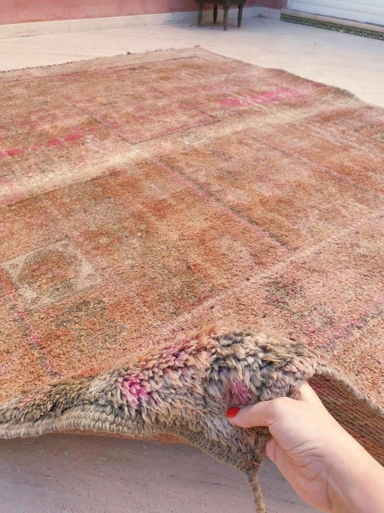 Precious Vintage Moroccan Rug | 6.9x9 Beige Pink Boujaad tribal rug | Unique Boujad Rug |   Beni Mguild Rug
