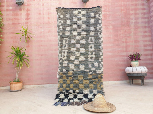 50% OFF CLEARANCE SALE Vintage Moroccan Rug 2.7x6 gray runner rug, grey boujaad accent rug bedroom rug living room rug boucherouite rug