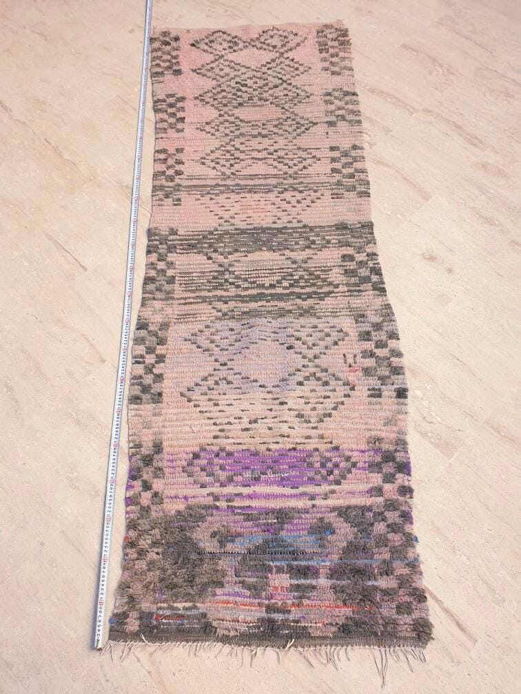 Vintage Moroccan Rug 2.6x7.8 Gorgeous Boujaad rug Purple beige Runner rug Blush mauve Blush Pink Beige rug